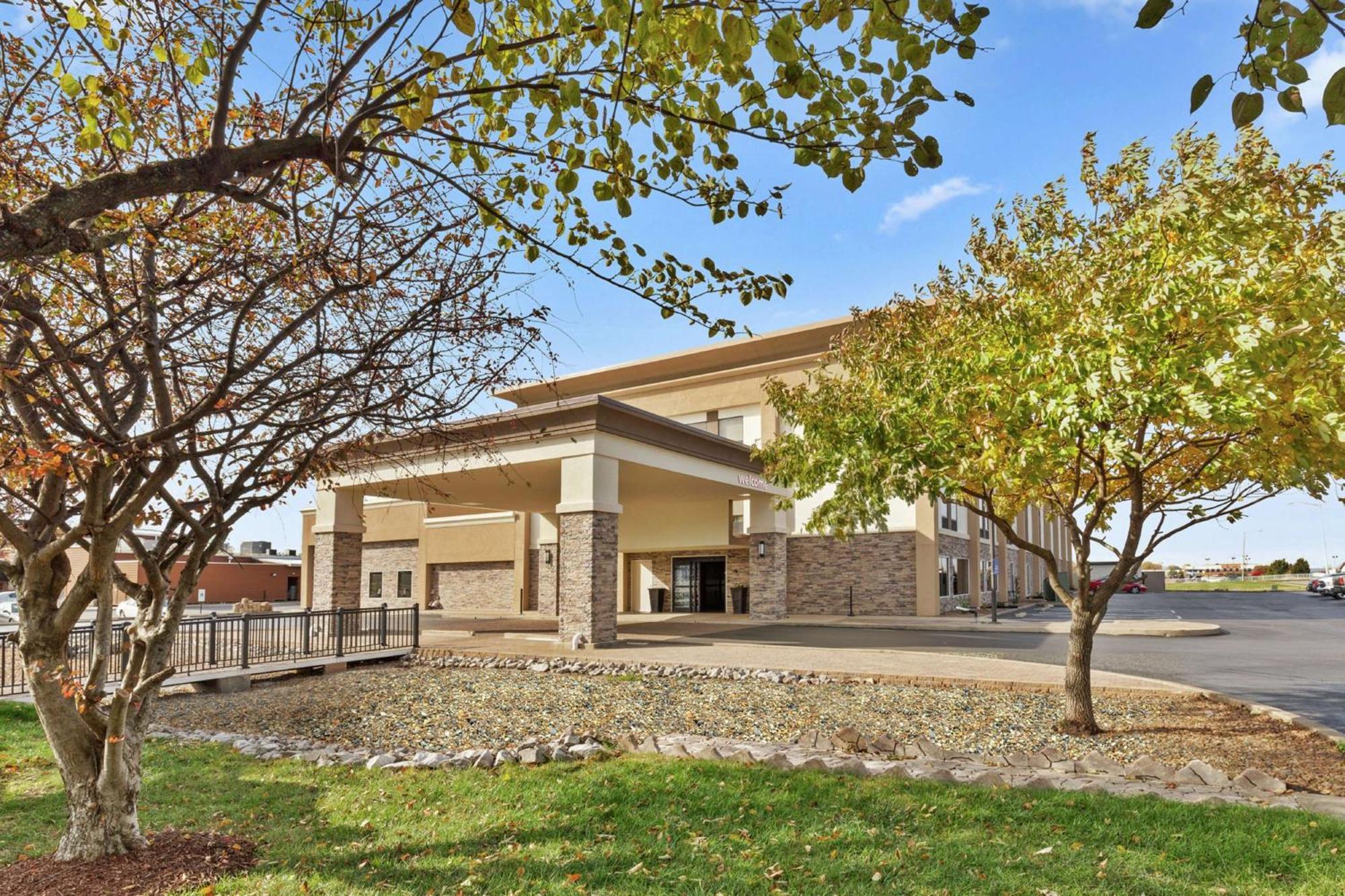 Hampton Inn St. Louis/Collinsville Esterno foto