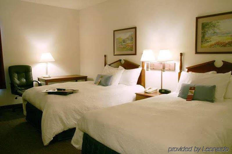 Hampton Inn St. Louis/Collinsville Esterno foto